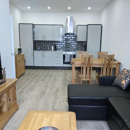 Sapphire House Telford Apartment Luaran gambar